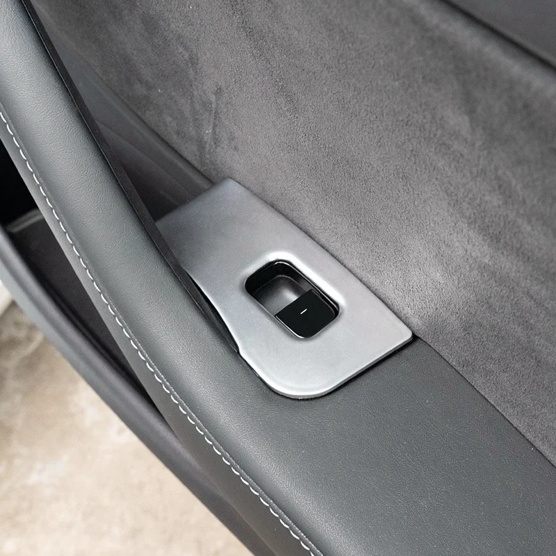 2 комплекта автомобильных аксессуаров: 1 комплект кнопки для автомобильного