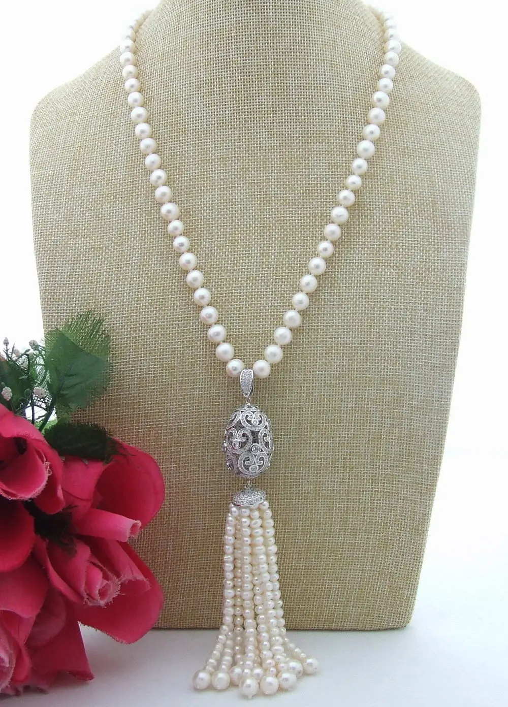 

Hand knotted natural 8-9mm white freshwater pearl temperament micro inlay zircon clasp tassel pendant necklace long 56cm fashion