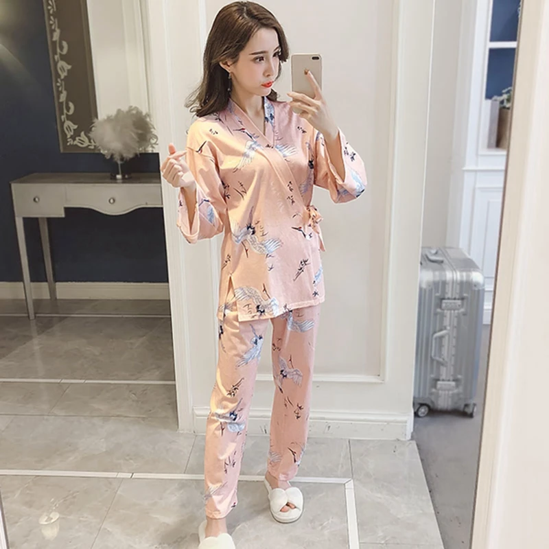 Пижамный комплект женский с длинным рукавом милое кимоно мультяшным принтом