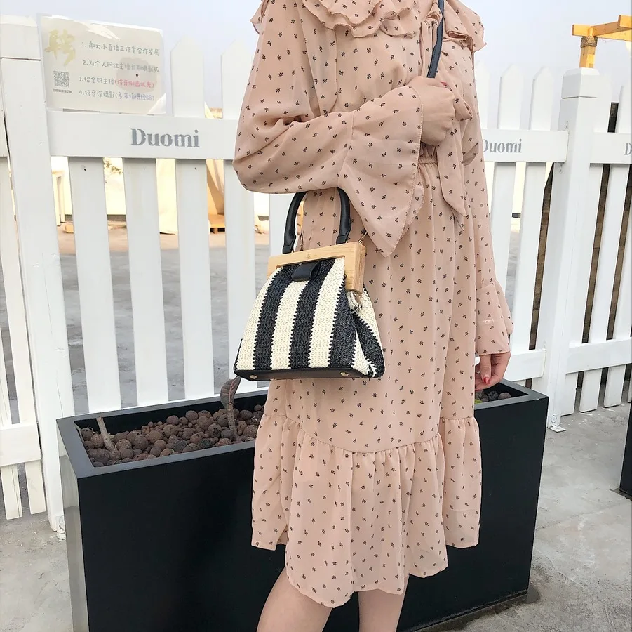 Винтажные плетеные соломенные женские сумки через плечо с деревянной ручкой