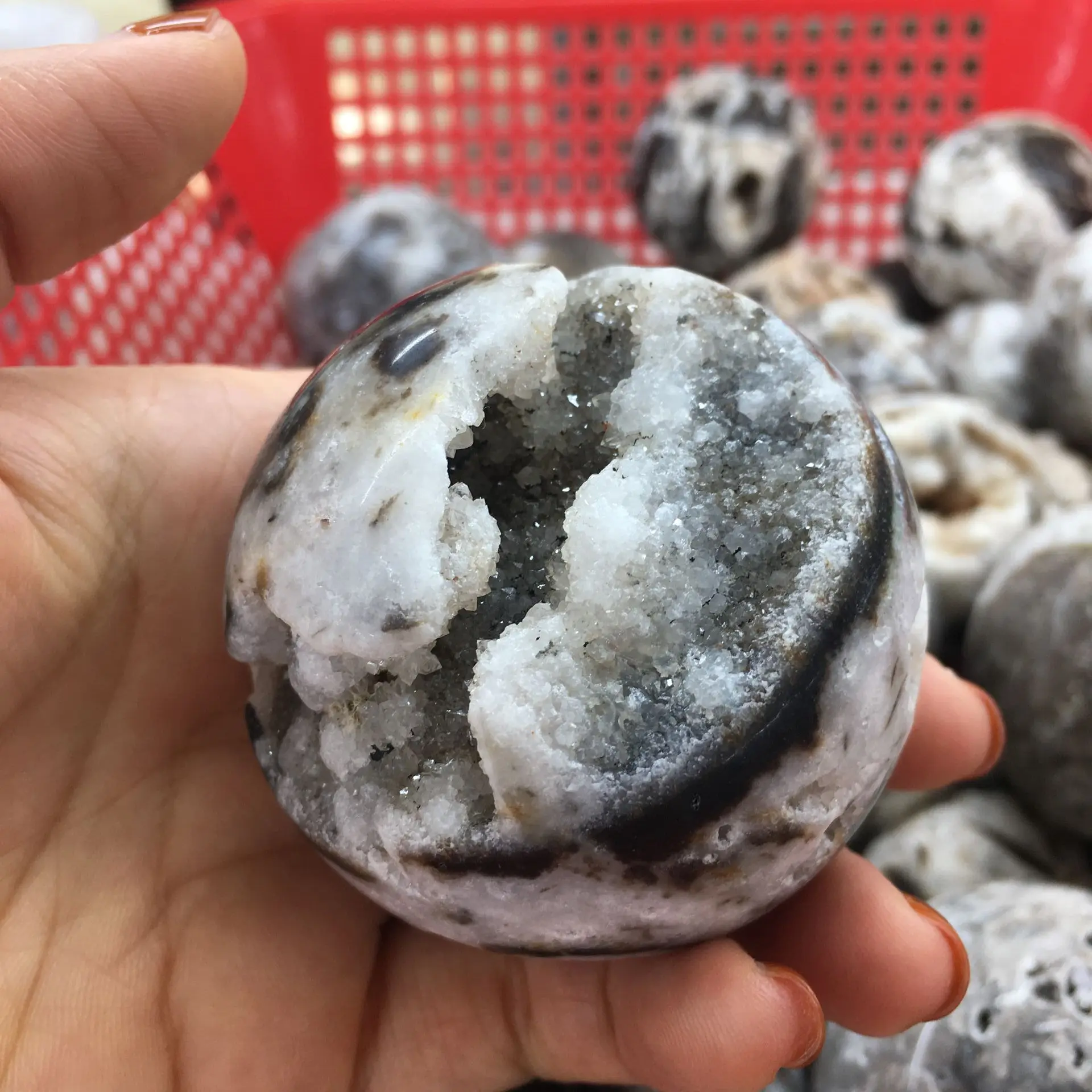 

60mm Natural sphalerite crystal ball