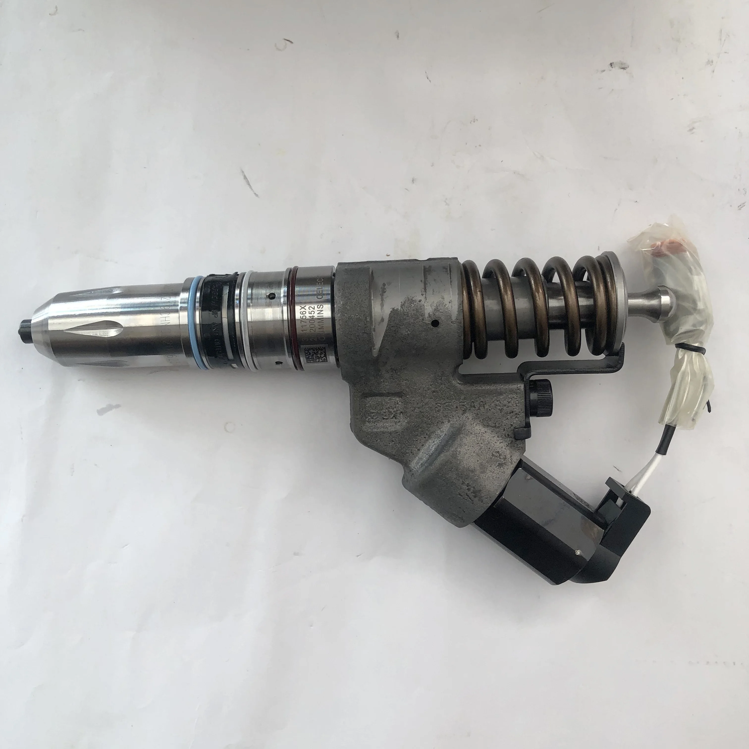 

M11 QSM11 Common Rail diesel fuel injector 3411756 diesel engine spare parts