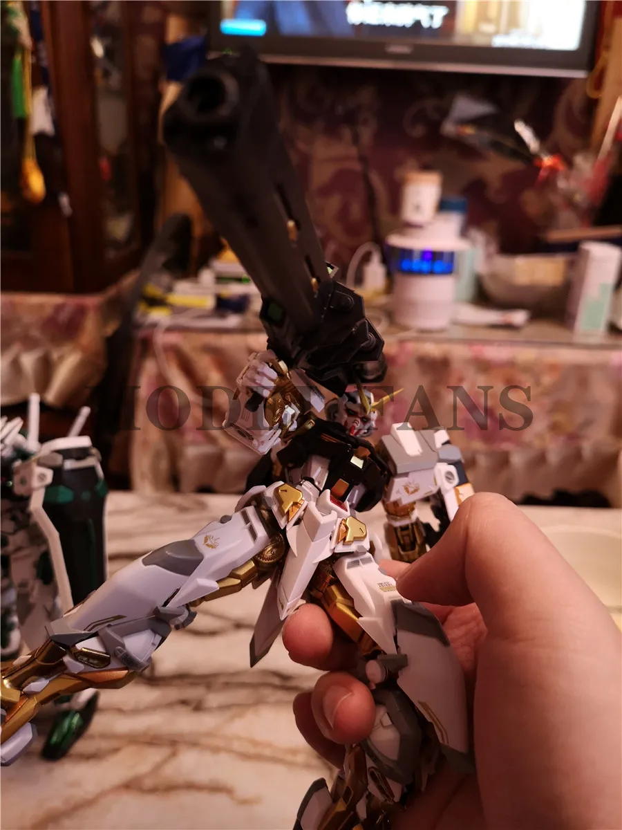 Модели вентиляторов MC Metalgear медведи модели металлическая конструкция MB Gundam Astray зеленый и золотисто-желтый каркас фигурку робот