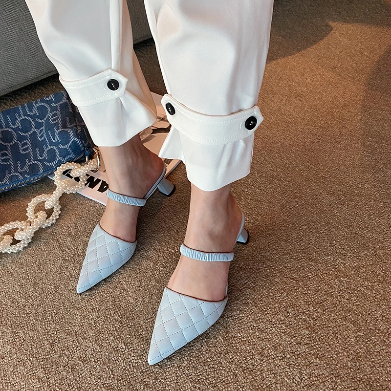 

Women's Slippers 2020 New Arrivals Slip On Low Heels Pointed Toe Sewing Design Fashion Summer Sandals Slides Mules Women Shoes