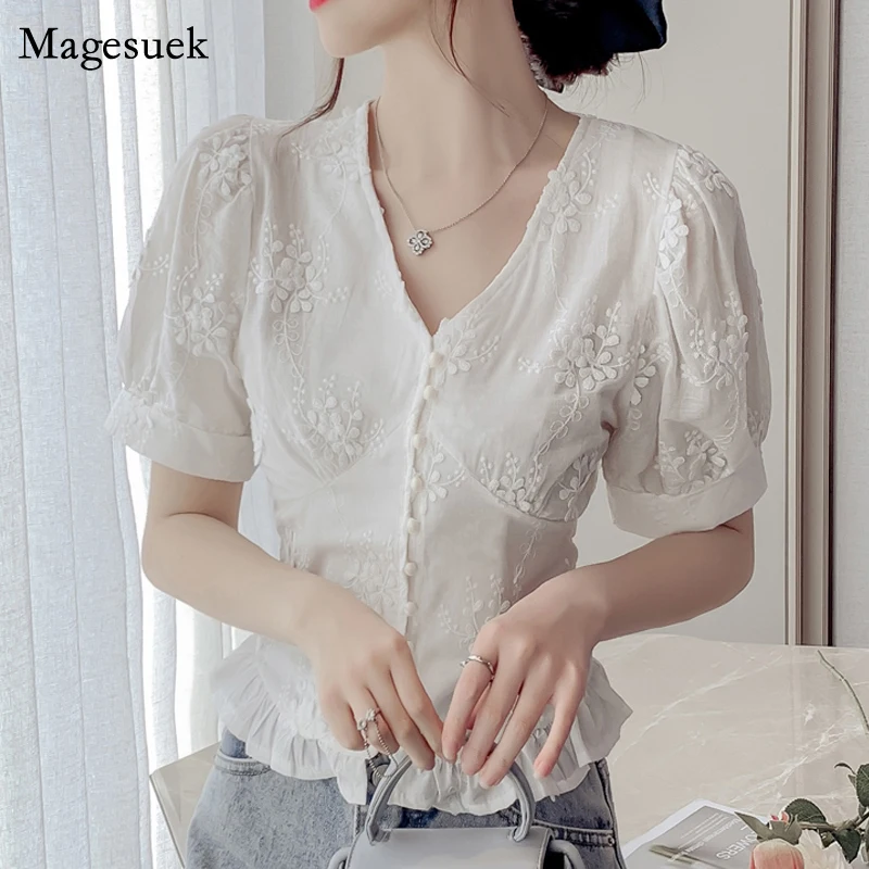 

2021 Summer V Neck Korean Women Tops New Slim Waist Bubble Sleeve Lace Chiffon Blouse Women Solid Embroidery Floral Shirt 14068