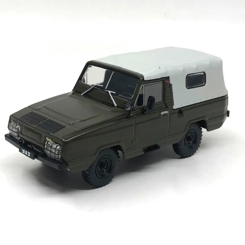 Модель российского автомобиля из металлического сплава в масштабе 1:43 ретро