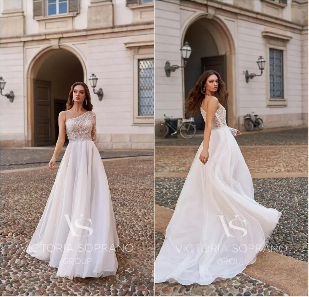

One Shoulder Wedding Dresses Lace Sequins A Line Sweep Train Boho Wedding Dress Plus Size Custom Made Simple Robes De Mariée