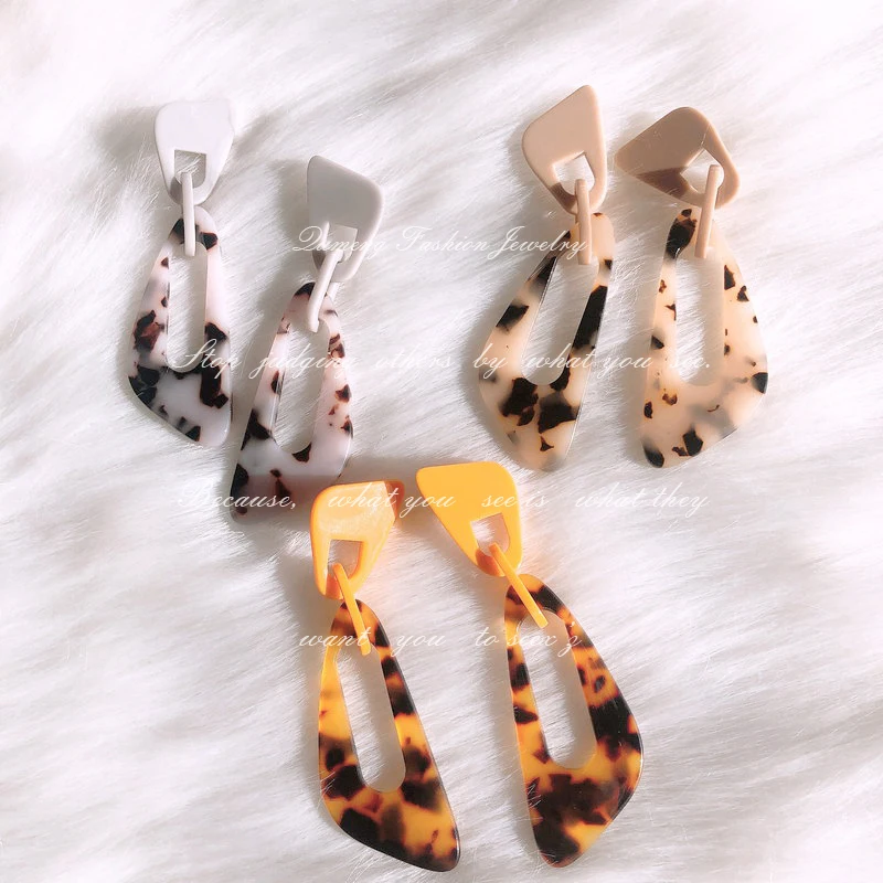 

QUMENG Candy color Acetate acrylic shaped Simple Fashion Stud Earrings Women Exquisite Student Girlfriend Jewelry Accessories