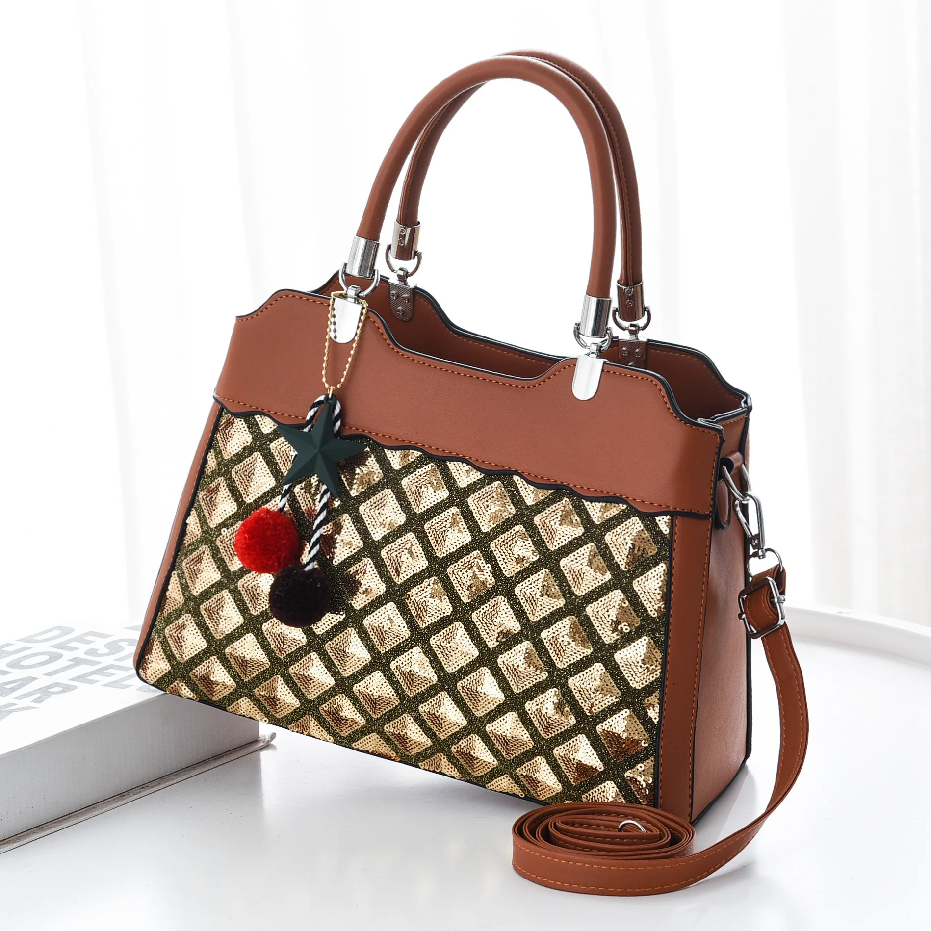 

2020 New Bags Women's Fashion New Soft Leather Women's Handbags Luxury Brand All-match Shoulder Messenger Bag Women