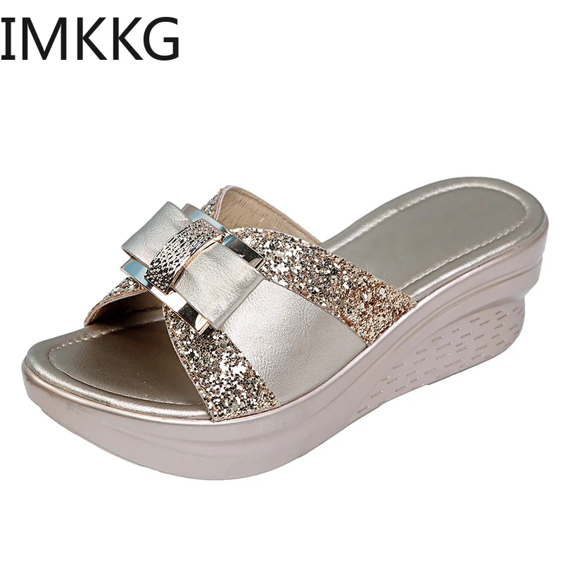 Женские шлепанцы Босоножки на танкетке Кожаные элегантные женские с открытым