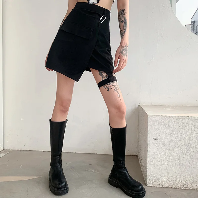 

mall goth Sexy Mini Skirts Y2k Girl Gothic Solid Color Skirt Buckle Summer Black Women Fashion Streetwear Harajuku Dark Academia