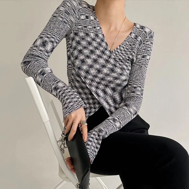 

XITAO Plaid T-shirt Knitting Cross V-neck Collar Women Slim Base Top Fashion Contrast Color 2021 Summer New All-match LDD1234