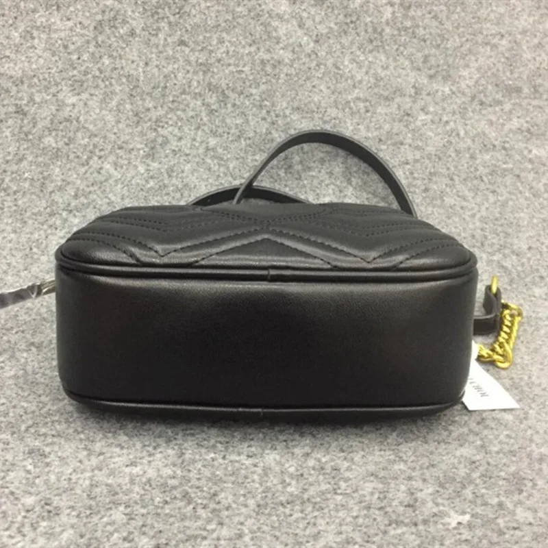 Брендовая женская сумка с украшением в виде Помпона для волос однотонная