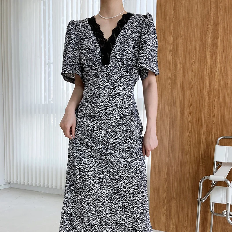 

French Style Chic Lace V Neck Sexy Print Woman Dress Short Puff Sleeve Slim Waist A Line Vestido De Mujer Elegant Feminino Robe