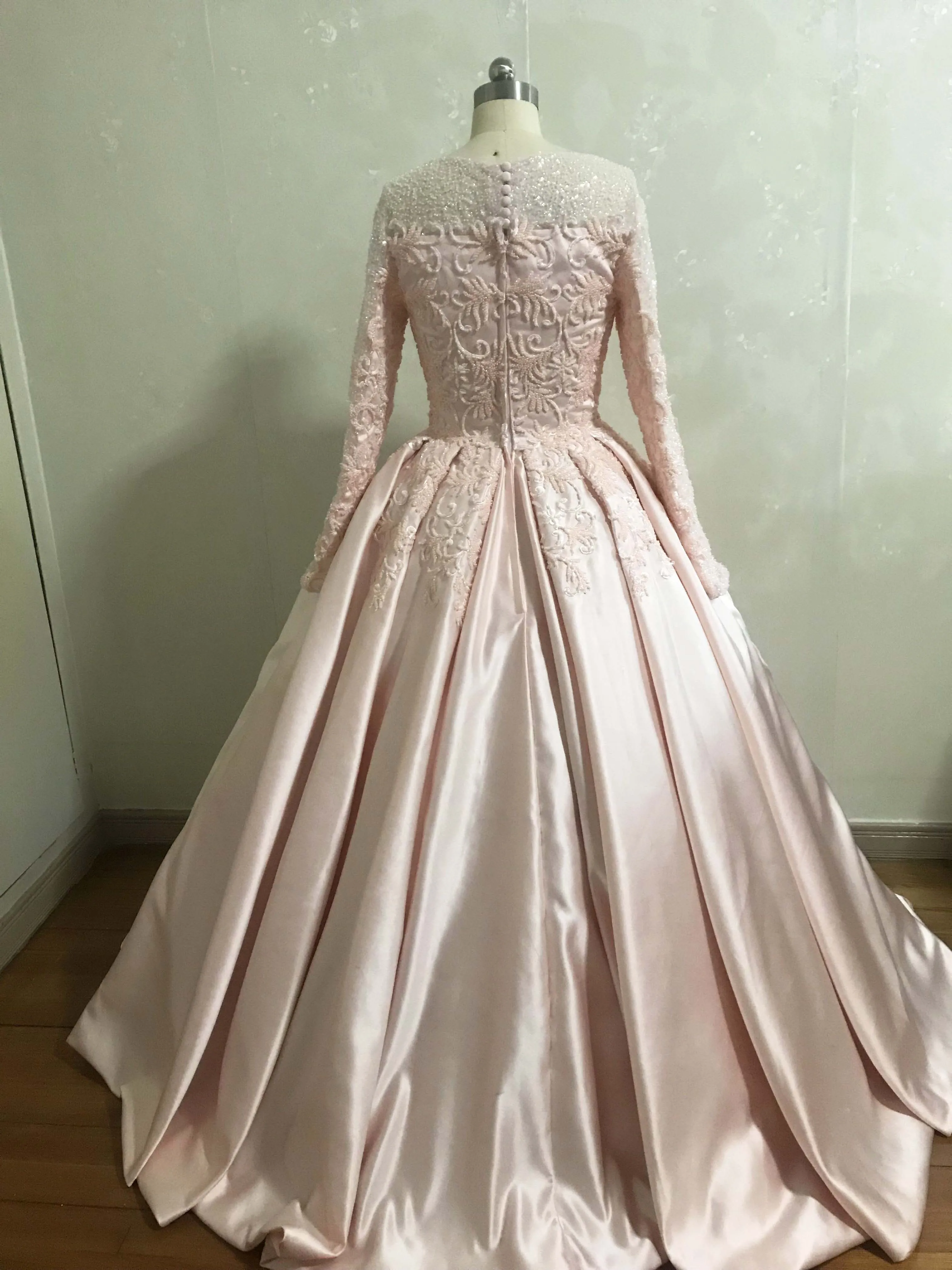 Роскошные свадебные платья с круглым вырезом бусинами и жемчугом бальное платье