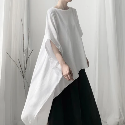 Женская Асимметричная футболка белая большого размера с круглым вырезом и