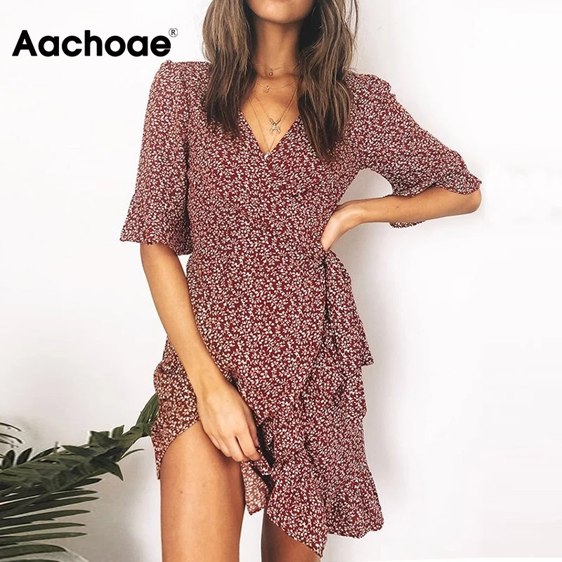 Платье мини женское ТРАПЕЦИЕВИДНОЕ с оборками V образным вырезом и цветочным