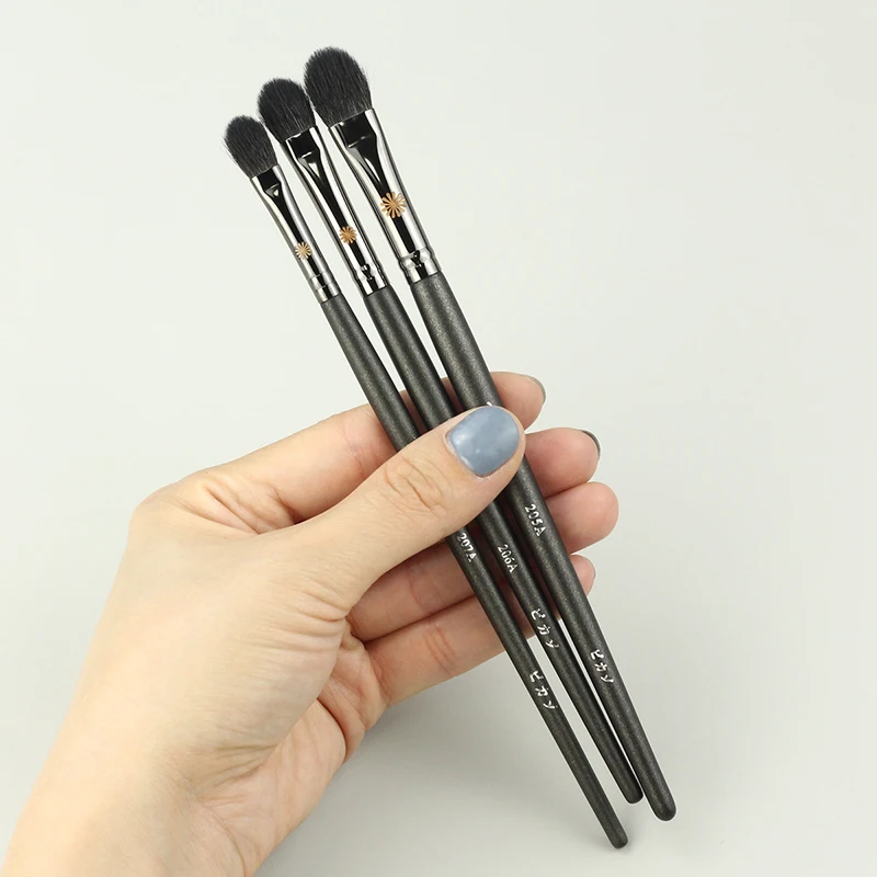 

BJS 3/4Pcs Eye Shadow Makeup Brushes Set Eyeshadow Smudge Eyeliner Eyebrow Concealer Brush Professional Make Up Brush