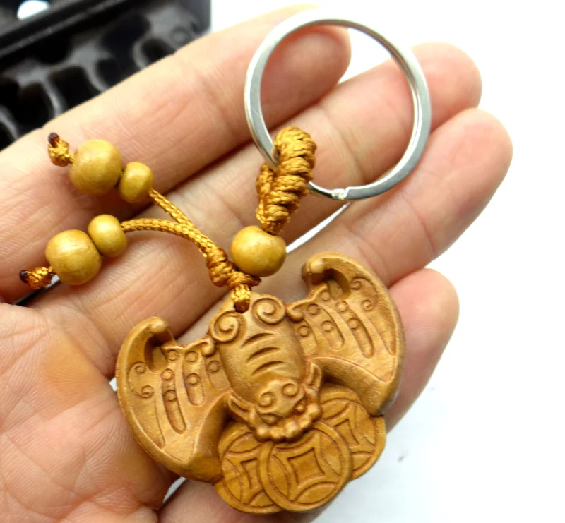 fashion natural Mahogany Engraving Key Chain Lifelike Pendant Key Ring Jewelry making Gift For Car wholesale A10
