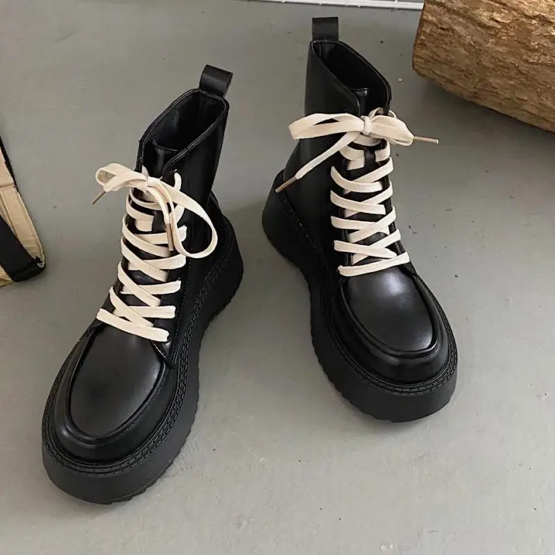 

Женские короткие ботинки челси из искусственной кожи на резиновой подошве, в стиле ретро, Осень-зима 2022, женские ботинки на квадратном каблу...