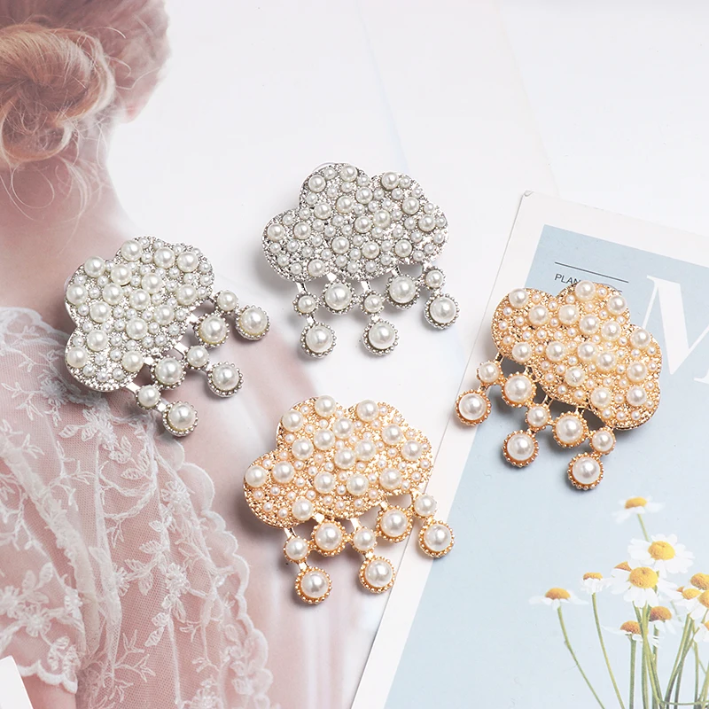 Женские винтажные серьги с искусственным жемчугом эффектные Макси белого цвета