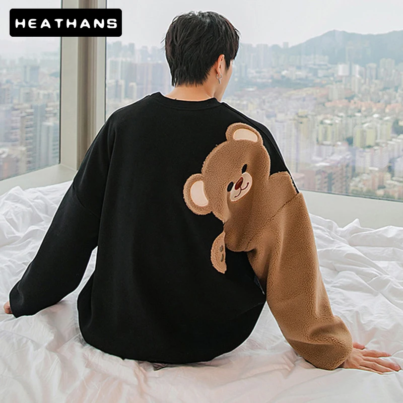 

Men Sweatshirt Lamb Wool Little Bear Round Neck Sweatshirt Loose Couple Outfit Plus Velvet Streetwear Pullover Men Hoodies M-2XL