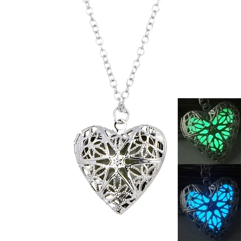 

30pcs Glow In The Dark Necklace Heart-shaped Hollow Petals Necklaces for Woman Pendant Night Fluorescence Light Accessories