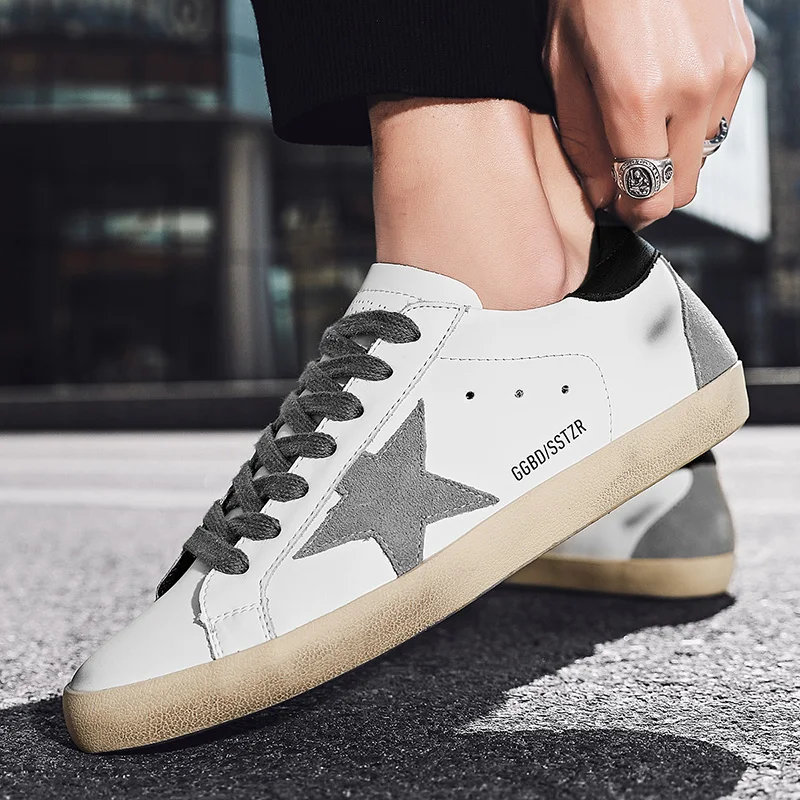

Mens Soft Leather Shoes New Fashion Lace-up Luxury Dress Shoes Winter Classic Casual Loafers Men Fashion Sneakers Designer Shoes