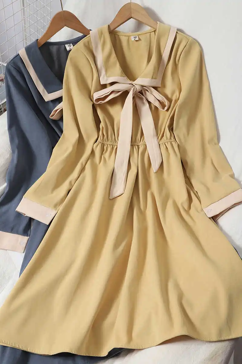 

Fall's versatile cut age contrast Lapel bandage sweet student dress Korean version slim waist academy style dress