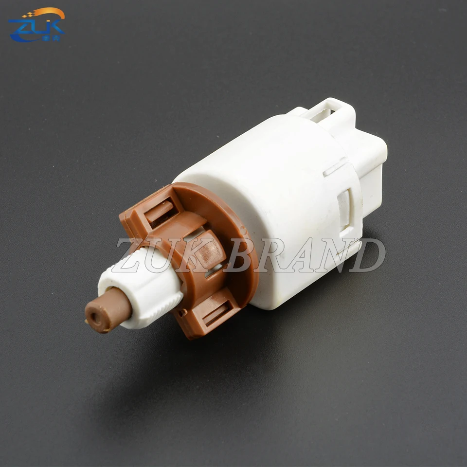 Переключатель стоп лампы ZUK для Toyota CAMRY LAND CRUISER PRADO LEXUS ES240/350 GX470 84340 69015 8434069015|switch for