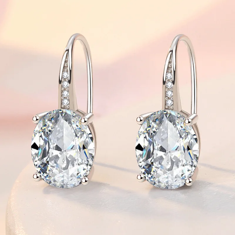 Рисунок 3 - Женские серьги-подвески с овальным сапфиром