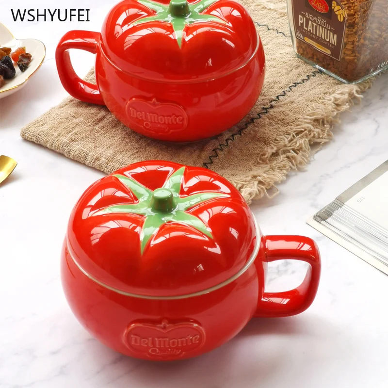 Маленькие свежие мультяшные овощи помидоры красные керамические чашки с крышкой