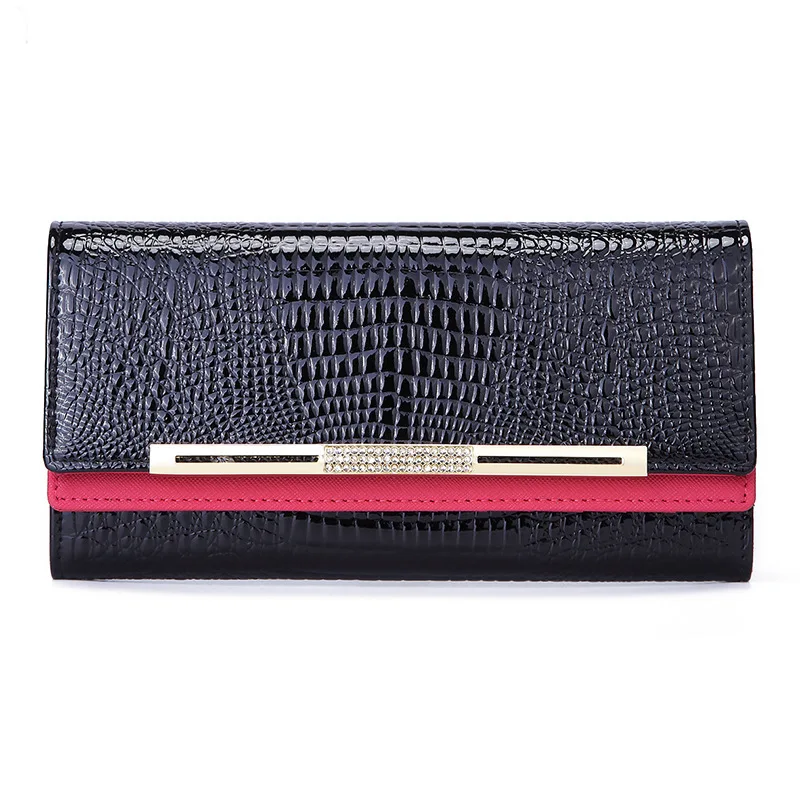 Мелово крокодиловый женский дизайнерский кошелек из натуральной кожи дневной