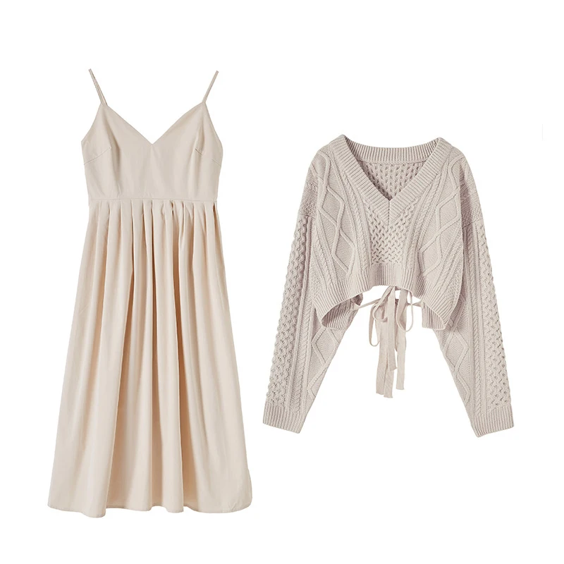 Возможно осенний комплект из двух предметов трикотажный свитер с v образным