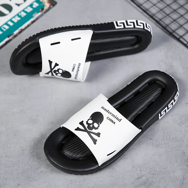 

Fashion Shoes Slippers For Men Mens Indoor Sandals Beach Shoes Couple Wear Trend Shoe Man Summer Bedroom Flip Flops