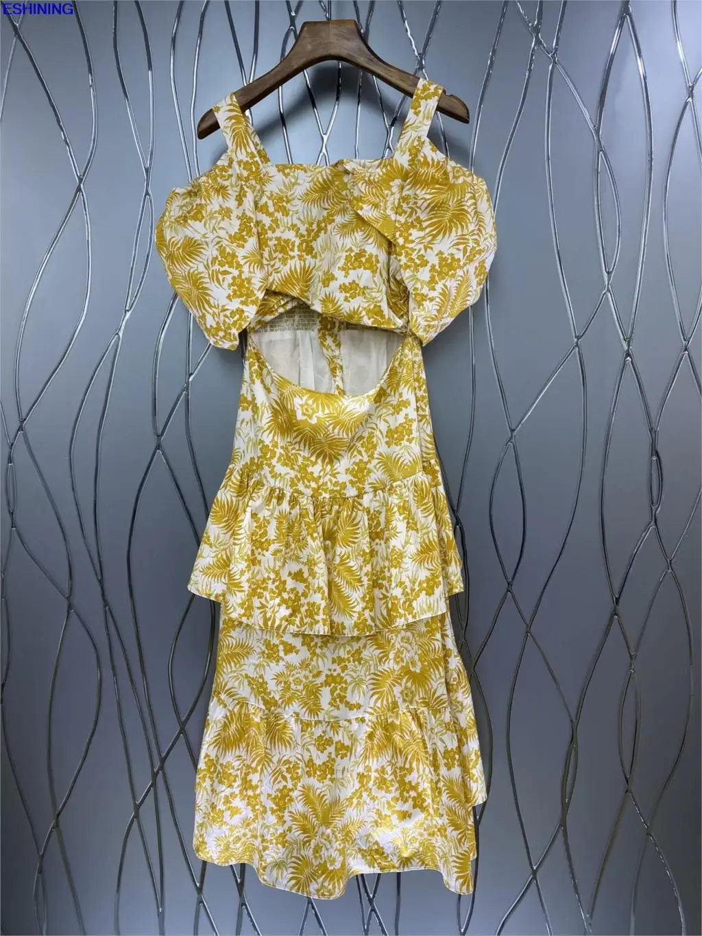 

2021New style lotus leaf off-shoulder sling print dress