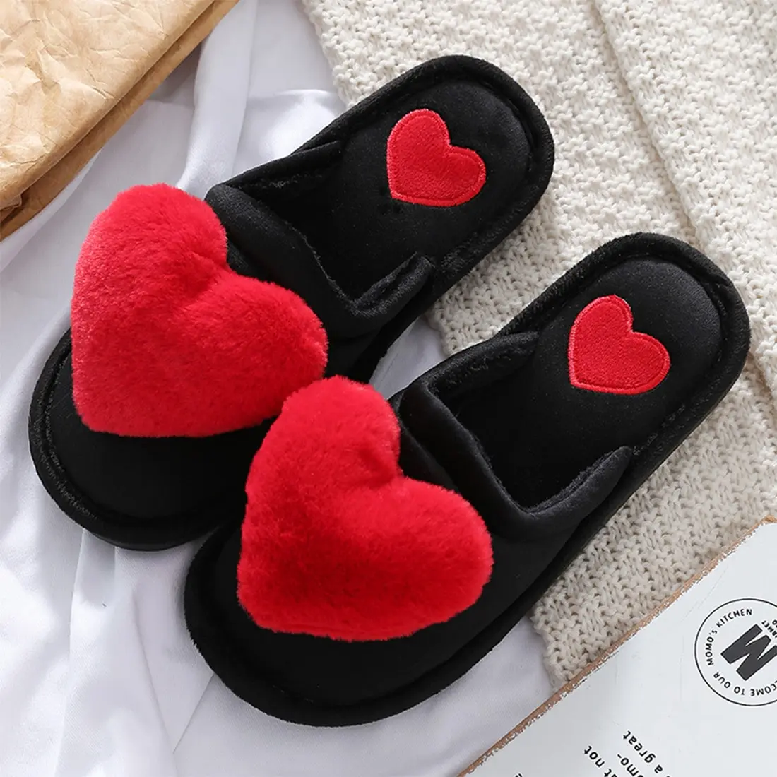 

New Women Slippers Love Heart Cotton Slippers Winter Fur Slides Ladies Home Furry Slipper Warm Indoor Shoes For Bedroom 2021