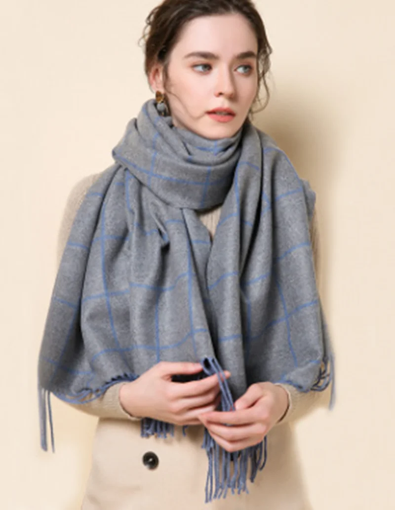 

2020 новые женские шарфы осень и зима плед двусторонний кашемировый шарф утолщенная бахрома два цвета теплая шаль