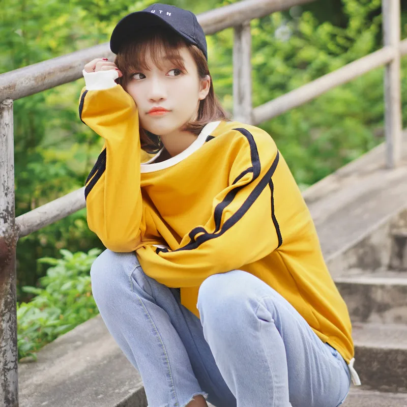 

Chic Khaki New Sweet Girl Stitching Raglan Sleeve Sweater Loose Pullover Simple White Top Spring and Autumn