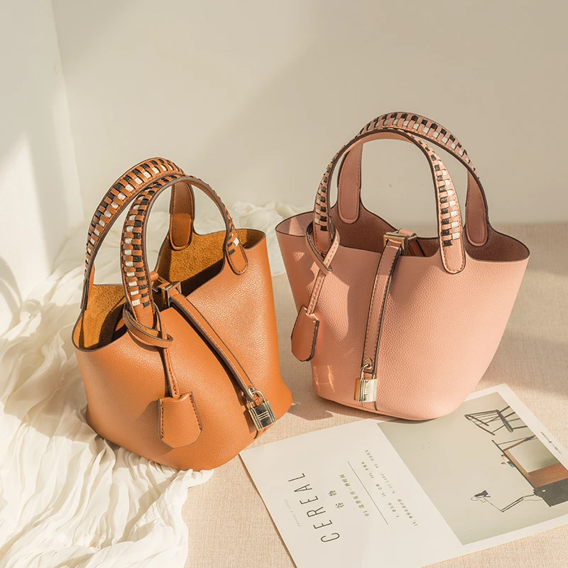 

Brand Handbags New Women's Solid Color Fashion Simple and Versatile Women's Messenger Bag Handbag Shoulder Bucket Bag