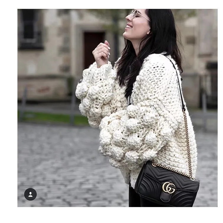 

2020 new European and American style hand-woven ball lantern sleeve sweater jacket women
