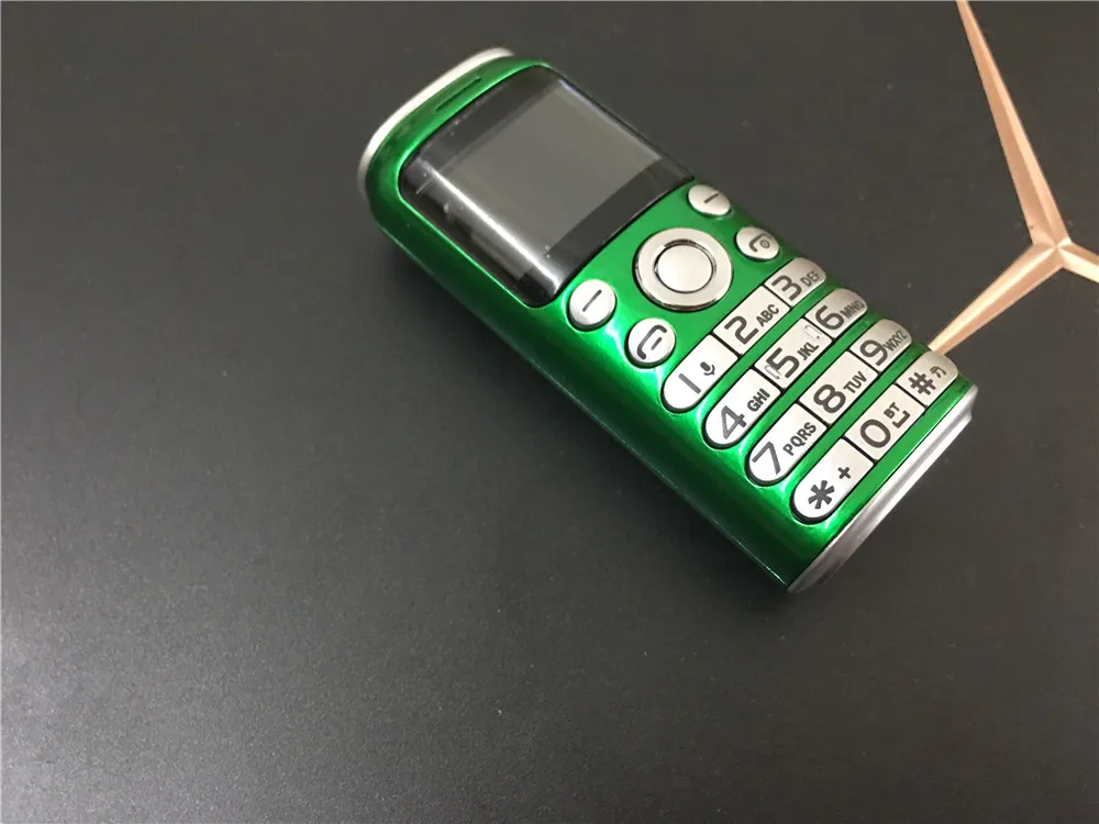 Разблокированный супер мини K8 маленький мобильный телефон с двумя sim-картами, Bluetooth, дозвон 1,0 дюймов, с ручками, мини телефон, MP3, маленький мобильный телефон