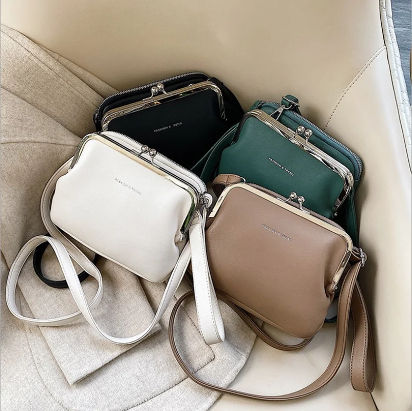 Новинка 2020 трендовая женская маленькая сумка через плечо с красным принтом