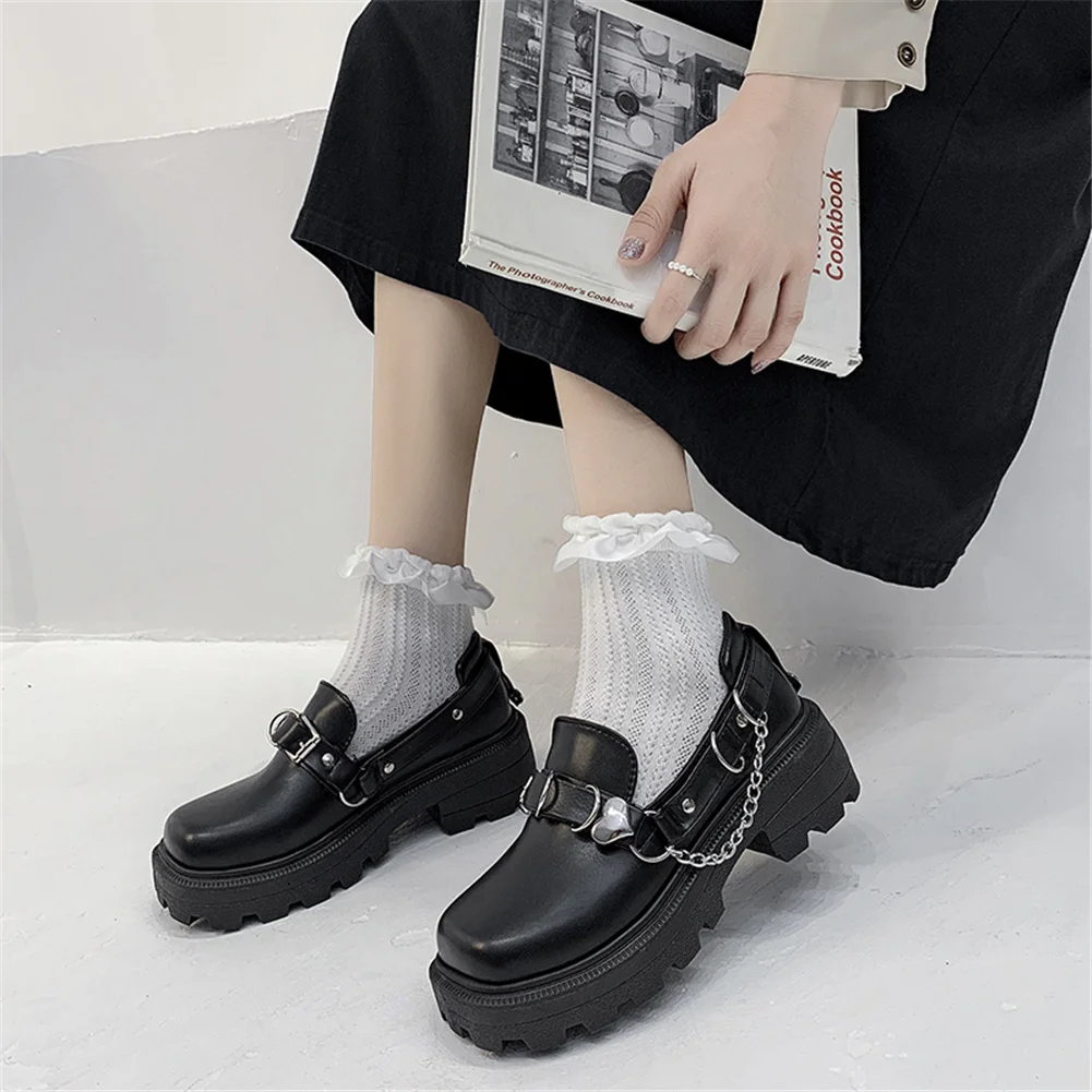 

Girls Square Chunky Heel Metal Chain Design Pumps For Women Sweet Cute Korean Style Marry Jane Shoes Woman 2021 Summer New