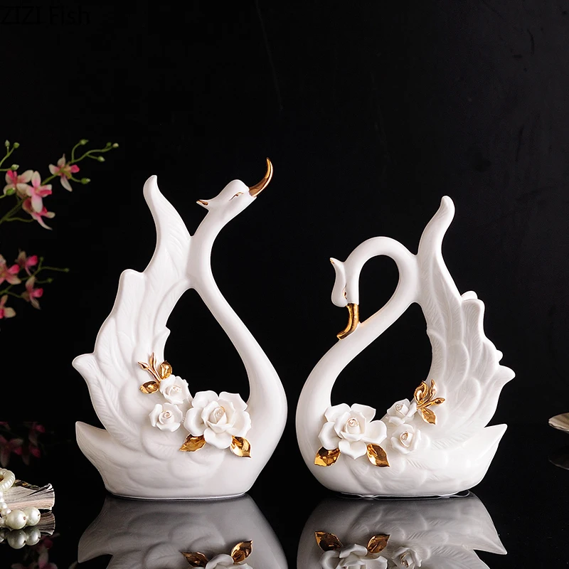 

Ceramic Animal Sculpture Swan Bird Couples Embossed Rose Golden Handicraft Ornaments Simulation Animal Statue Home Decoration