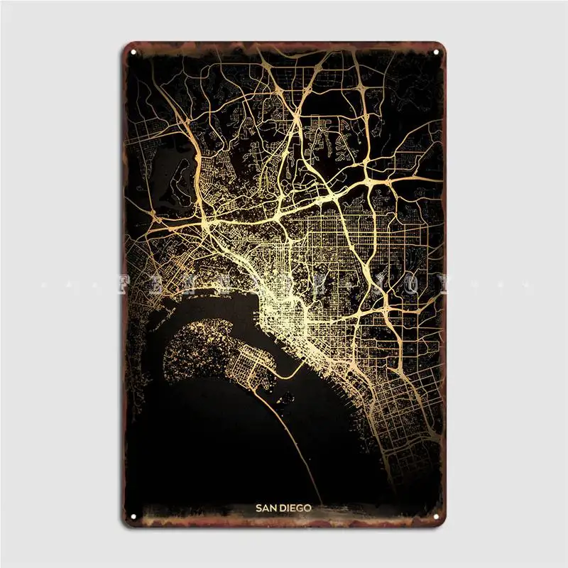 

Стена в стиле Сан-Диего с металлическим знаком