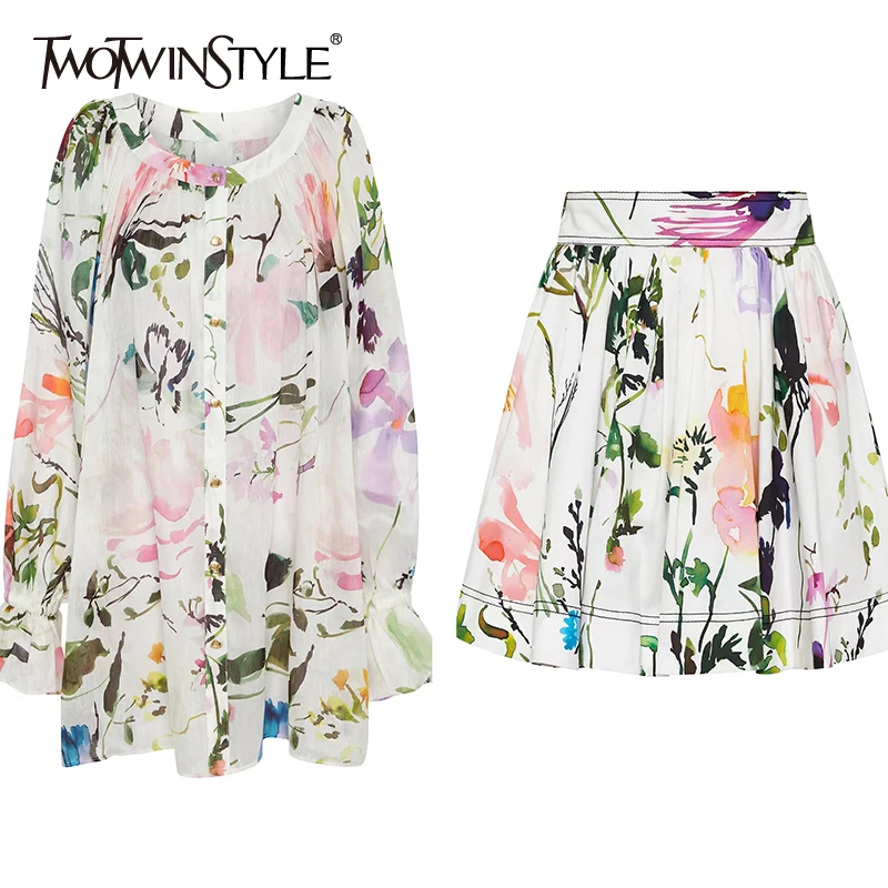 

Женский Повседневный комплект из двух предметов TWOTWINSTYLE, с круглым вырезом и длинным рукавом