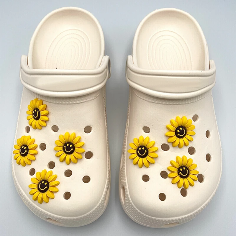 1PCS Cute Cartoon Sunflower Shoe Charms DIY Decoration For Croc Shoe  Kids Gift PVC Croc Jibz Shoe Buckle Fashion Accessories