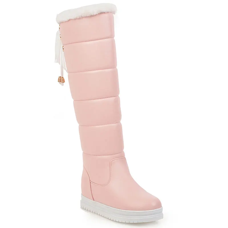 Женские теплые сапоги на шнуровке sgesвье черные и белые однотонные до колена