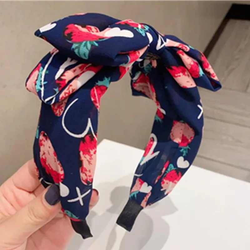 

Sweet Strawberry Print Hairband Knotted for Ladies Hair Ornament Wide Bowknot Head Band Women Summer Headdress Bow Headband